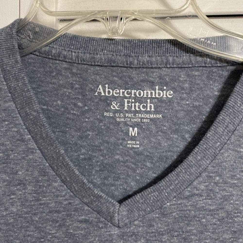 Abercrombie & Fitch V-neck T-shirt - Picture 5 of 8